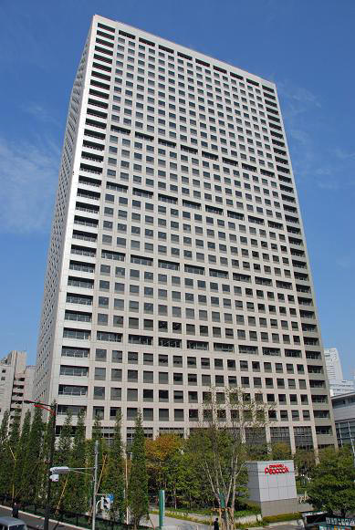 グランパークタワー