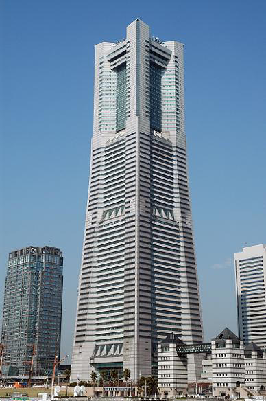 横浜ランドマークタワー