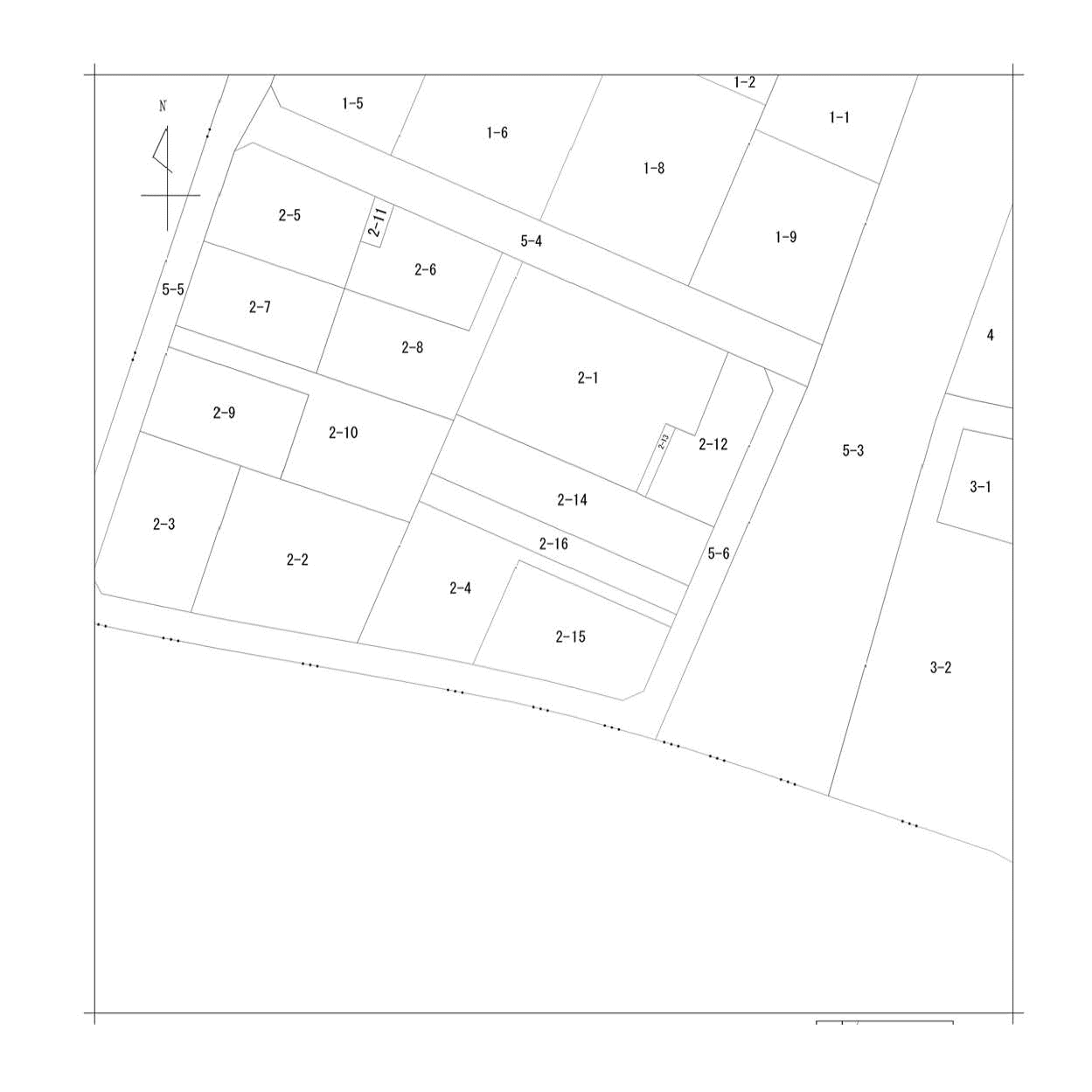 土地家屋調査士には必須資料である公図の一部です。ちなみに「2-12」に事務所が建っております!