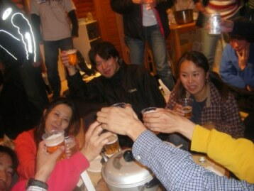 実は、すきっ腹に「どなん」を飲んで既に酔い気味。誰や?「どなん」出したの・・・先が思いやられるわ・・・