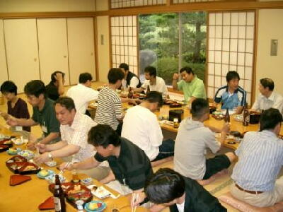 これも懇親会