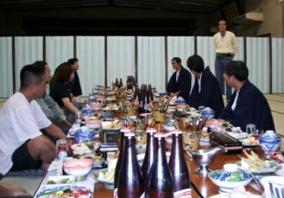 えー、佐久間象山は地元では「ぞうざん先生」と呼ばれています。・・・って、腰にタオルないでぇ?