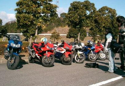 あ・ホンダに、ば・カワサキ、か・スズキ・・・なのか?