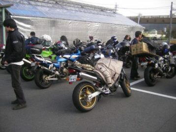 一応ツーリングチームですからね。バイクの写真なども・・・って、これだけしかないんよσ(^◇^;)