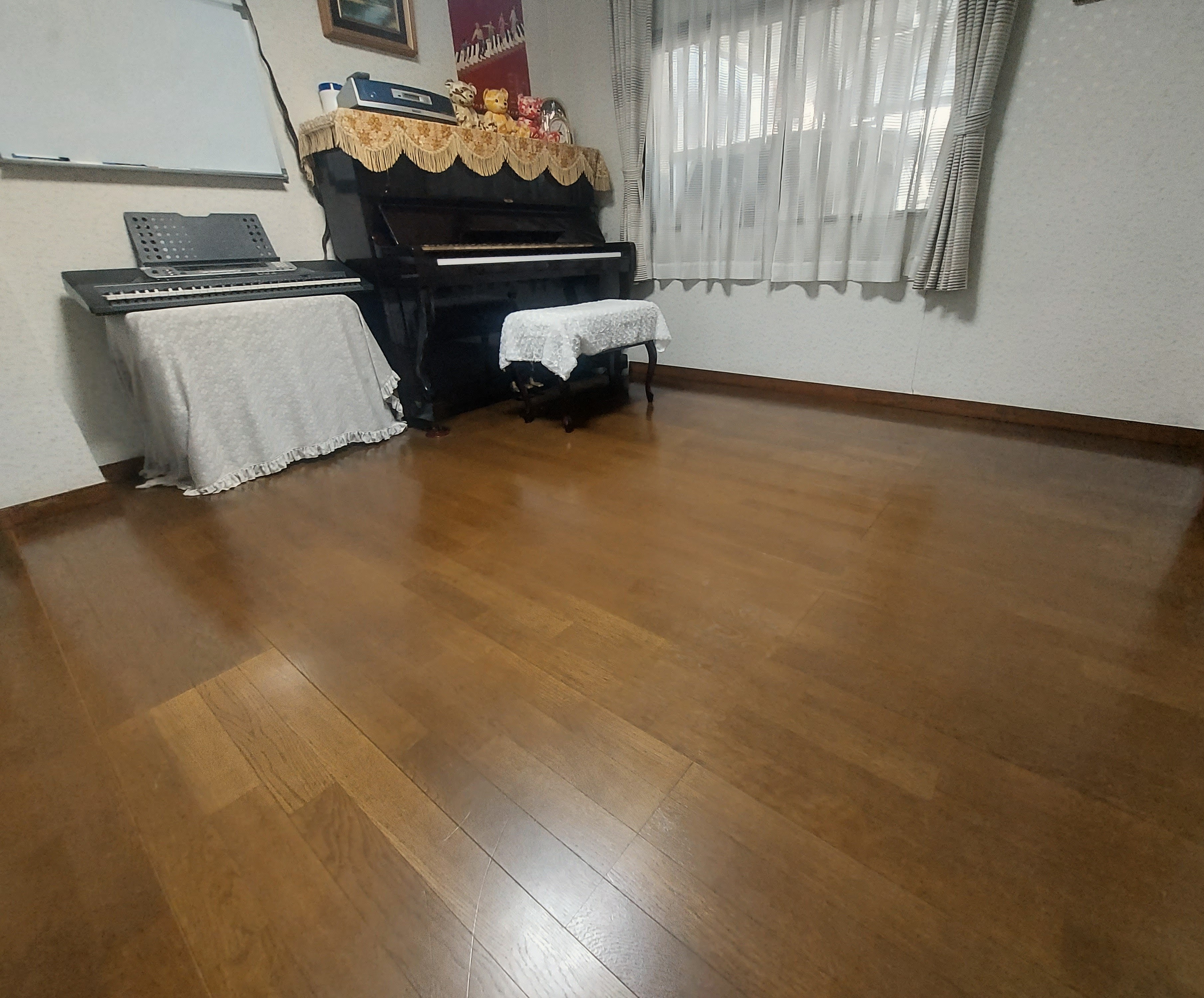 熊野田教室のピアノ全体