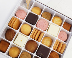 クッキーの詰め合わせ